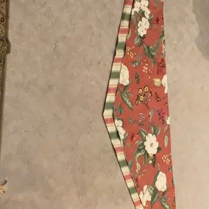 Williamsburg Valence. Fully lined. Excellent condition.  There are 5 available